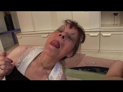 ❤️ Twee oma's en een opa hebben een triootje Porno at porn nl.tubesexer-com.ru ❌️ ❌️❤