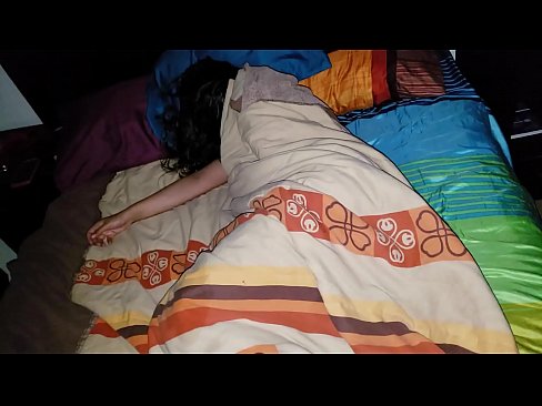 ❤️ Stiefzoon die zijn jonge stiefmoeder berispt terwijl ze slaapt. Porno at porn nl.tubesexer-com.ru ❌️ ❌️❤